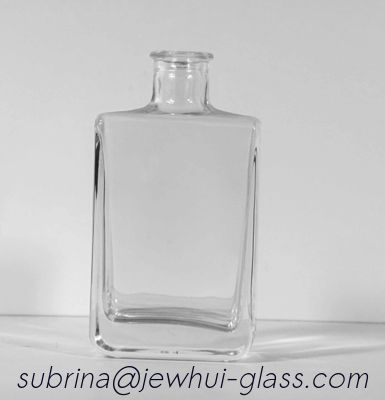 Giá tốt 200ml Gin or  Vodka Liquor Gin Rum Tequila Glass Bottle With Vinlock Glass Closures trực tuyến