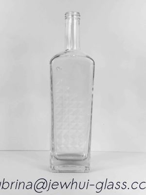 Giá tốt 750 ml Clear Glass Long Neck Rectangular Michigan Liquor Bottle 21.5 mm Bar Top Neck Finish trực tuyến